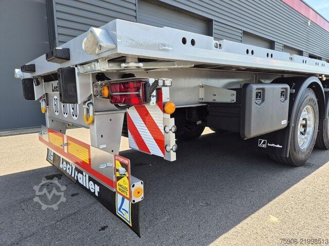 Semirimorchi a pianale Lecitrailer PLATEAU TWISTLOCKS EXTENSIBLE