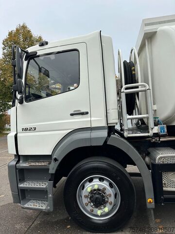Camião-cisterna Mercedes-Benz Axor 1823 LA *Tankwagen für Heizöl/Diesel, 2 Ka...