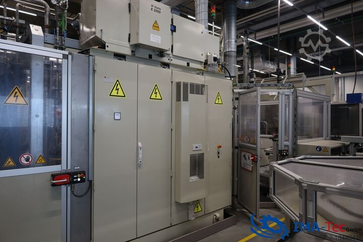 Sistema di riscaldamento a induzione EFD Induction a.s. SINAC 200/320 SM DUAL 2U2F