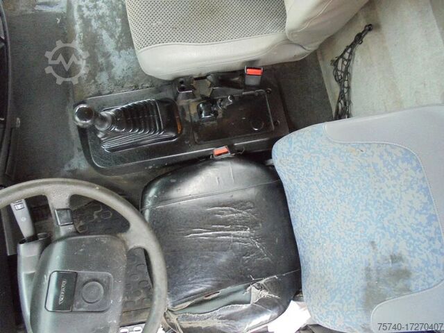 Laadplatform Volvo FL 220 + Manual + HMF 150 crane