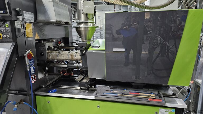 Injection moulding machine ENGEL e-max 200-50