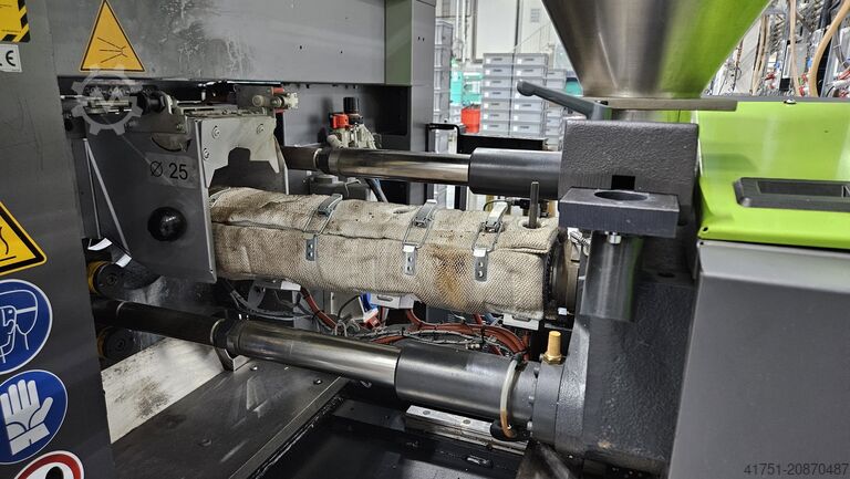 Injection moulding machine ENGEL e-max 200-50