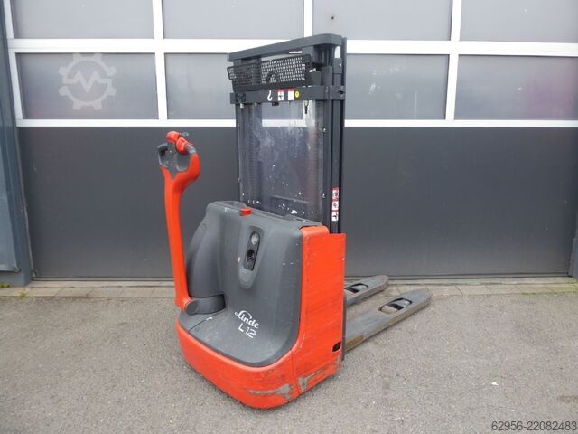 Hochhubwagen Linde L12