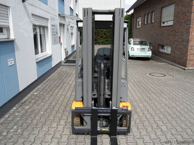 Ηλεκτρικό περονοφόρο 3 τροχούς Jungheinrich EFG 216k - Batterie NEU - Triplex