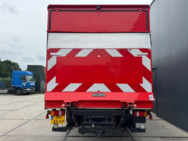 Bőrönd Mercedes-Benz ATEGO 1218  / Manual / Euro 5 / Tail Lift / TUV...