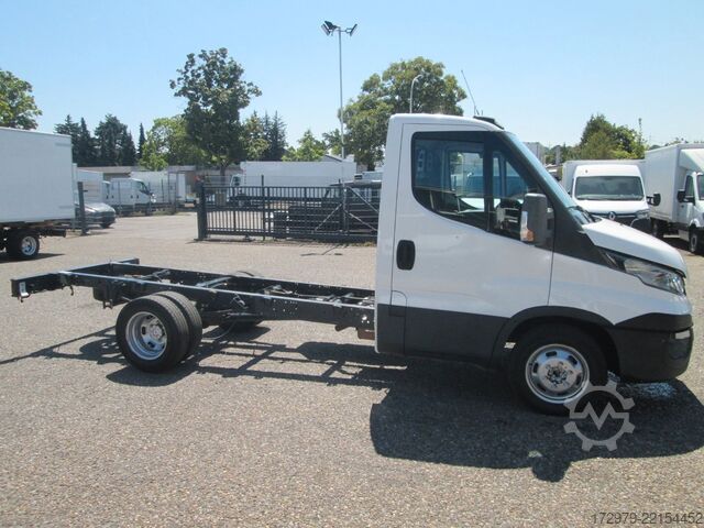 Furgonalváz IVECO 35 C13*Fahrgestell*