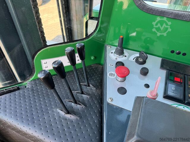 4-vejs gaffeltruck Combilift C4000 / Diesel / Very good condition