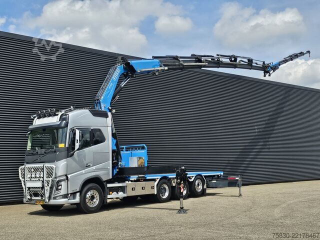 Vrachtwagen met kraan Volvo FH 16 750 8x4 / RETARDER / FASSI 71 TM + JIB