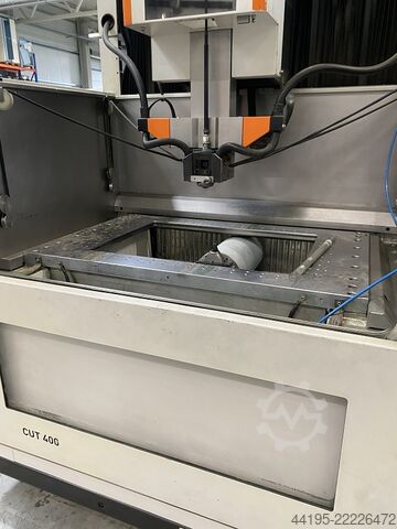 Machine d'érosion par fil GF AgieCharmilles CUT 400