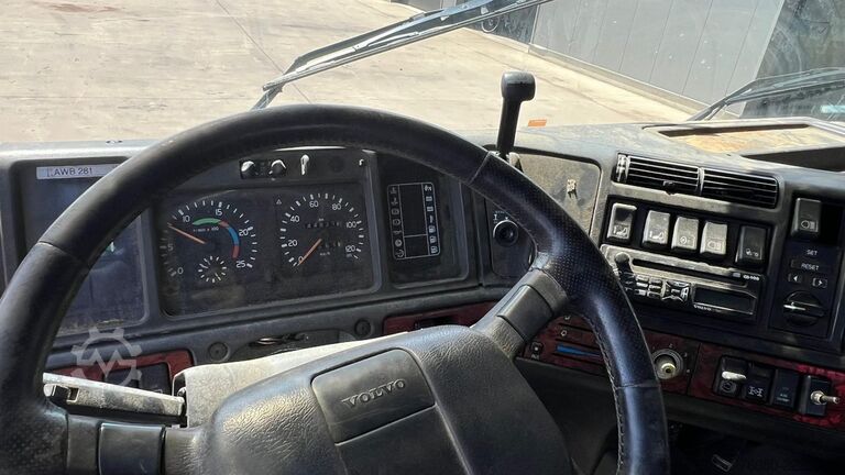 Chassis cabine Volvo FH 16 - 500 (POMPE MANUELLE / MANUAL PUMP / 6X4...