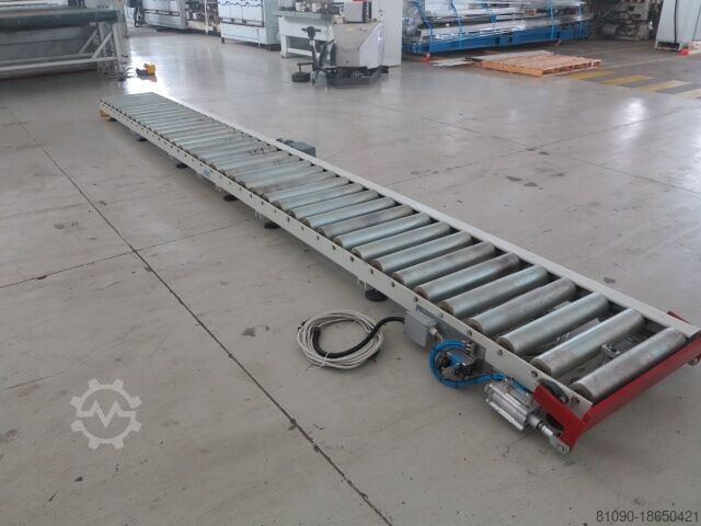 GEMOTORISEERDE ROLLENBAND OP DE GROND SIRIO