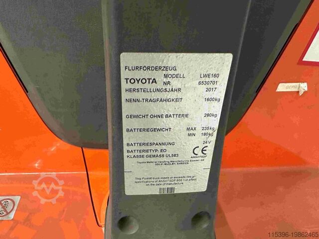 Electric Pallet Truck Toyota LWE 160