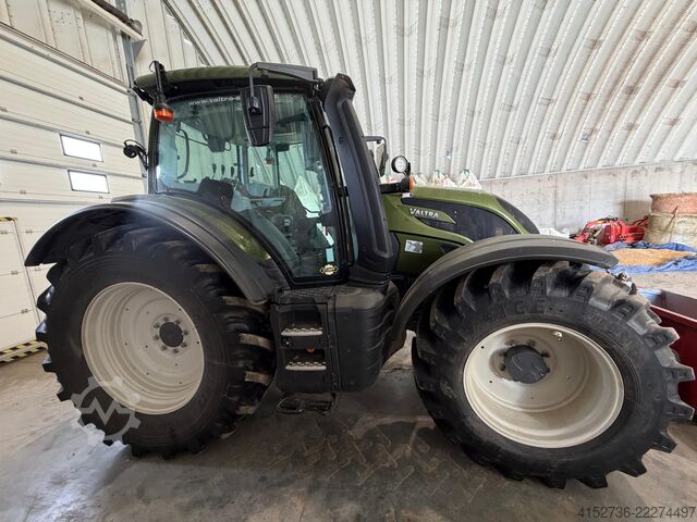 Traktor Valtra N155 Valtra N155