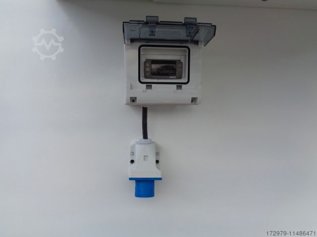 Remolque frigorífico WEEKEND Weekend*Neuer Kühlanhänger*Tiefkühler*