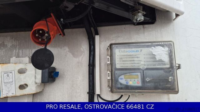 Koeloplegger SCHMITZ CARGOBULL SKO 24/L - 13.4 FP60 + VECTOR 1550 + LIFTACHSE