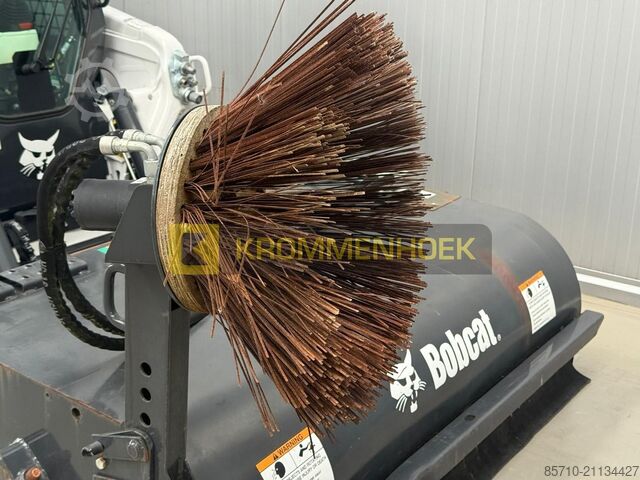 Sweeper Bobcat 72 Sweeper Bucket