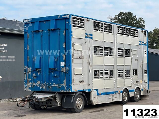 Rimorchio per trasporto cavalli PEZZIOLI RBA31 3.Stock Viehanhänger, Hubdach, Tränke