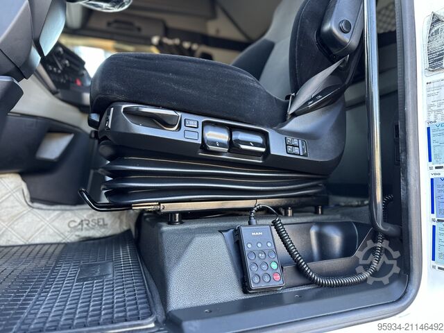 Standart çekici ünitesi MAN TGX 18.510