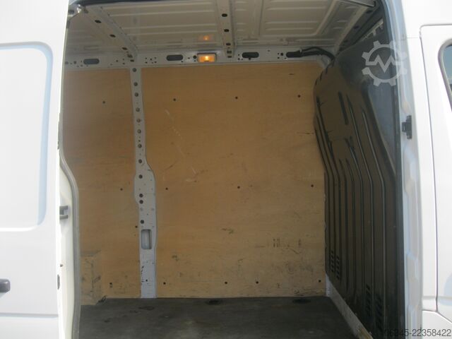Højt tag varevogn Renault MASTER