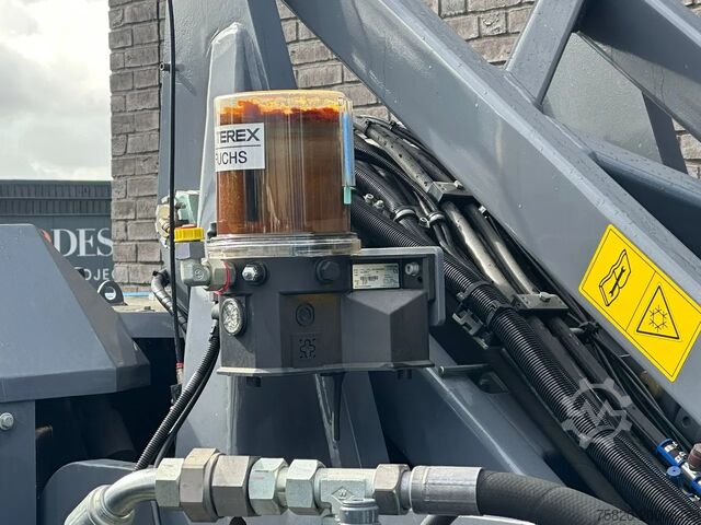 Mobiele graafmachine Fuchs MATERIAL HANDLER/UMSCHLAGBAGGER/OVERSLAGKRAAN 2...