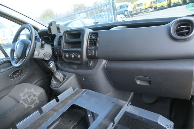 Panel van renault Trafic dCi 120 L2H1 3,0t Komfort