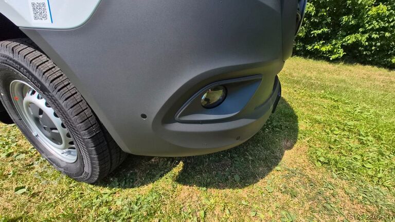 Microbuz MERCEDES-BENZ Sprinter 420 Elektro bis zu 19 Schlafsessel