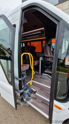 Microbuz MERCEDES-BENZ Sprinter 420 Elektro bis zu 19 Schlafsessel