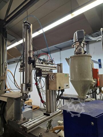 μηχανή χύτευσης με έγχυση Battenfeld TM 75/350