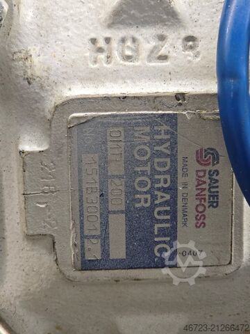 μηχανή χύτευσης με έγχυση Battenfeld TM 75/350