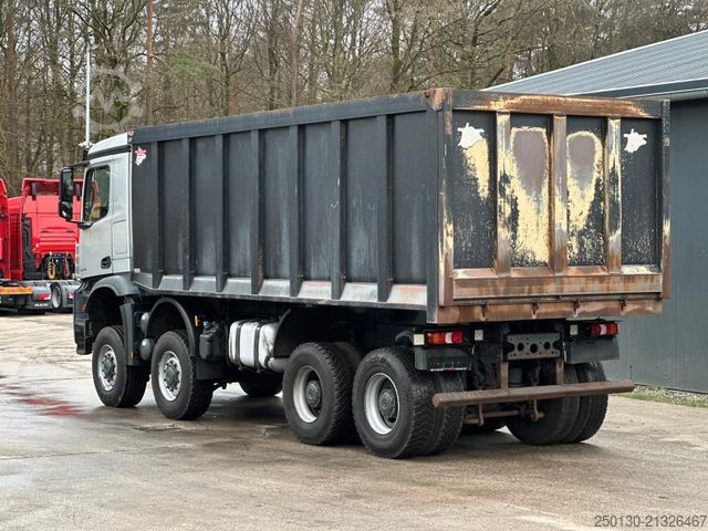 Billenő teherautó MERCEDES-BENZ Arocs 4148AK BB 8x8 Kipper 33m³ 3x Vorhanden