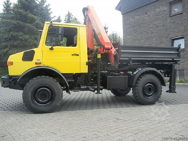 Overige Mercedes-Benz UNIMOG 1300L mit großem Kran + Funkfernsteuerung