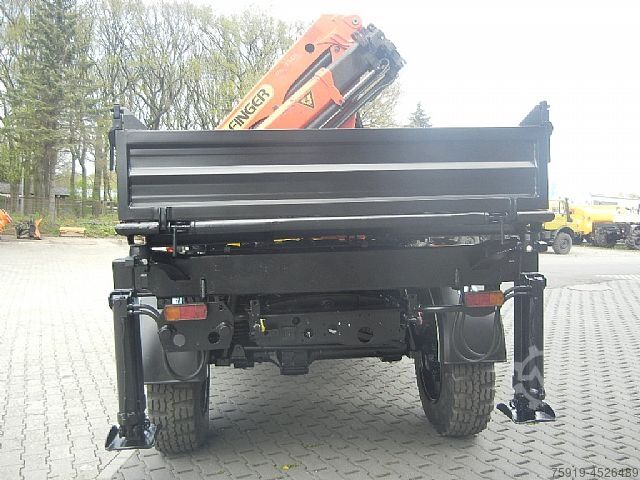 Overige Mercedes-Benz UNIMOG 1300L mit großem Kran + Funkfernsteuerung