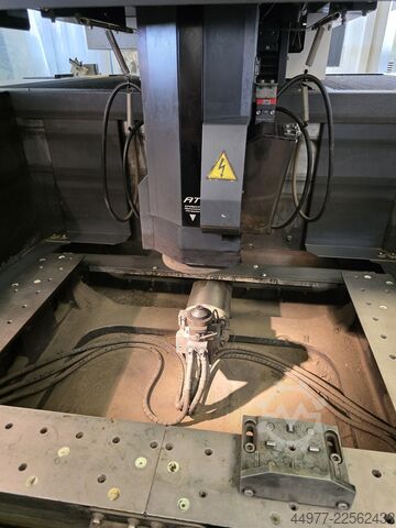 Draad vonkerosiemachine Mitsubishi Electric MV 2400 S