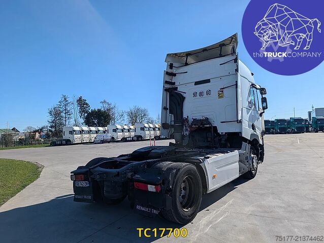 Estándar-SZM Renault T 440