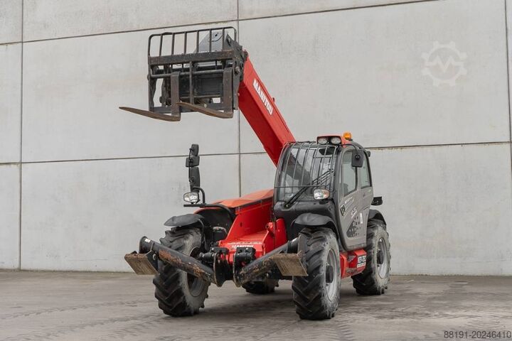 Τηλεσκοπικός φορτωτής Manitou MT 1135