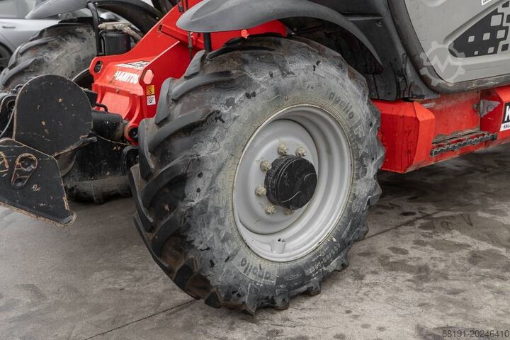 Τηλεσκοπικός φορτωτής Manitou MT 1135