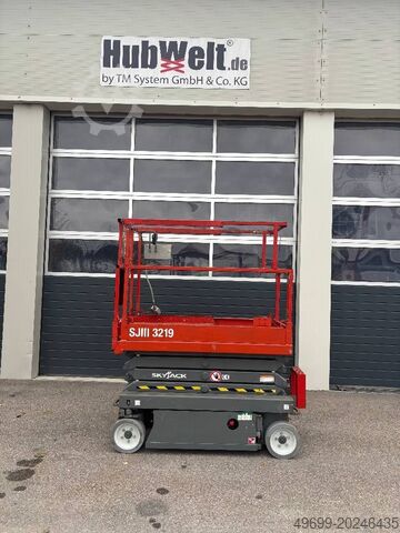 Scherenhebebühne SkyJack SJ 3219 7,80m Scherenarbeitsbühne