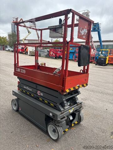 Scherenhebebühne SkyJack SJ 3219 7,80m Scherenarbeitsbühne