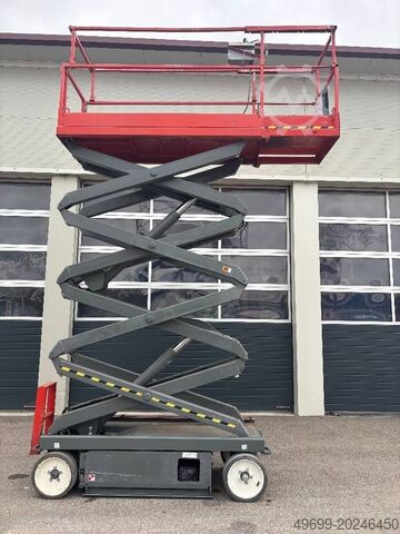 Sakselevator SkyJack SJ 3226 10m Scherenarbeitsbühne