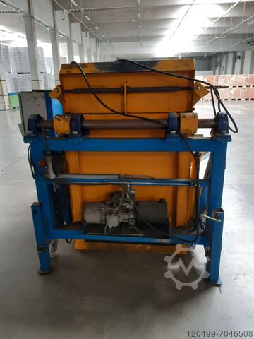 Emelő- és billenőszerkezet, forgószerkezet Schüssler HS-F1000