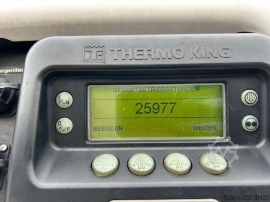 Alçak şasi dorse SCHMITZ SCB S3B KüHLAUFLIEGER, TK SLXE 400, BLUMENBREITE