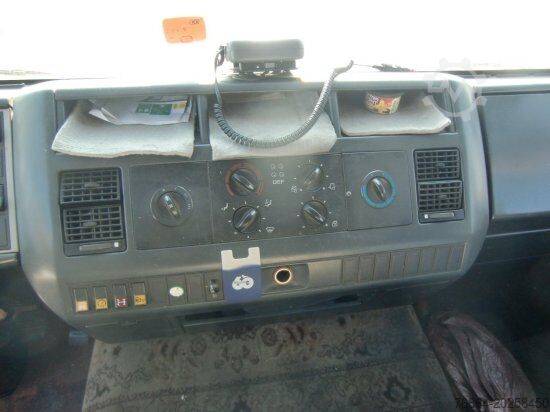 Tenteli düz yataklı kamyon MAN LE 8.220 4X2 BL PLANENAUFBAU + ANHäNGER KOMPLETTZUG