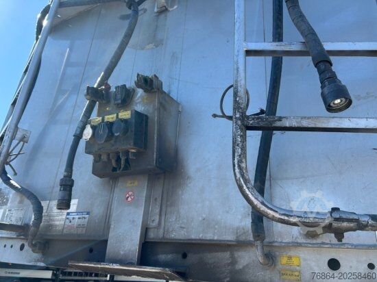 Yürüyen tabanlı yarı römork STAS SCHUBBODEN  S300 ZX, LIFTACHSE, FUNK
