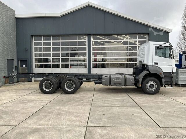 Kabinli şasi Mercedes-Benz Axor 3344 6x4 Chassis Cabin