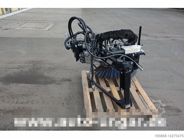 Wegwerker Schmidt 3. Besen Nilfisk JungoJet CityRanger 3500 Multigo