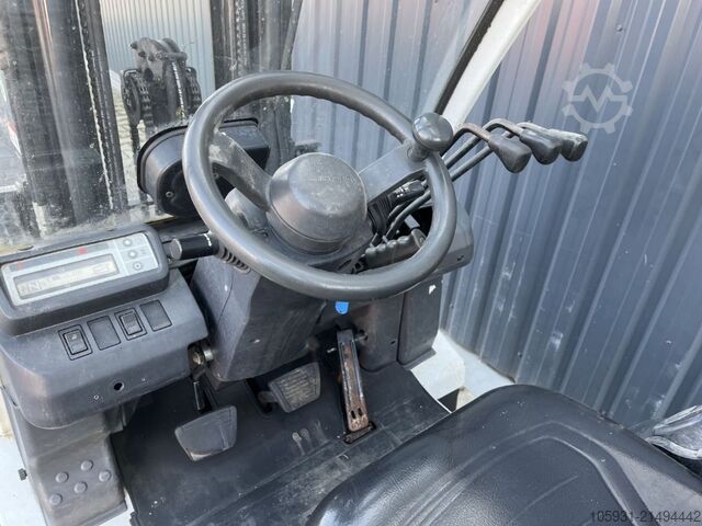 LPG -gaffeltruckar UniCarriers P1D1A15LQ