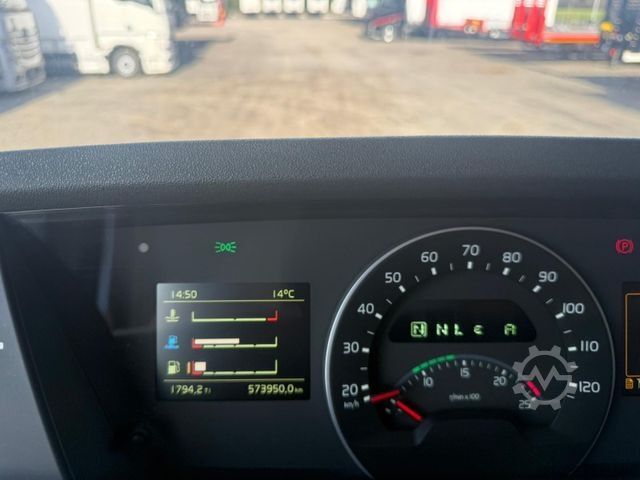 LKW mit Pritsche (offen) VOLVO FH 500 6x2 Container Pritsche Fassi F455 Kran