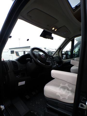 Félintegrált lakóautó BÜRSTNER Limited T 660 Tageszulassung / Winterpaket, Safe