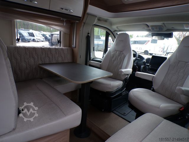 Félintegrált lakóautó BÜRSTNER Limited T 660 Automatik, Winterpaket, Hubbett