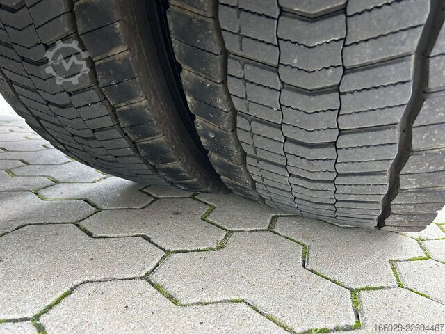 Standard dragbil MAN TGX 18.510 mit Hydraulik Guter Zustand